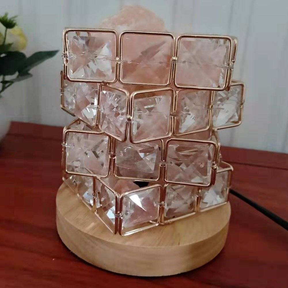 Himalayan crystal salt lamp 