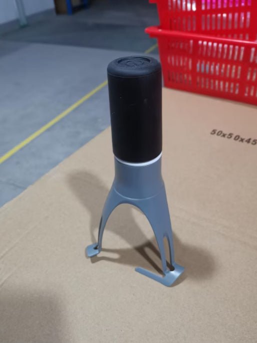 Automatic Triangle Stirrer, Adjustable Electric Hand Whisk Blender 3 Speeds Automatic Mixer Portable Kitchen Gadgets Stir Mixing Egg Beater for Frappe, Matcha, Hot Chocolate (Black)