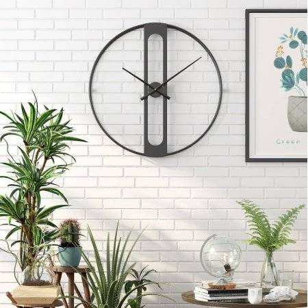 Round metal clock
